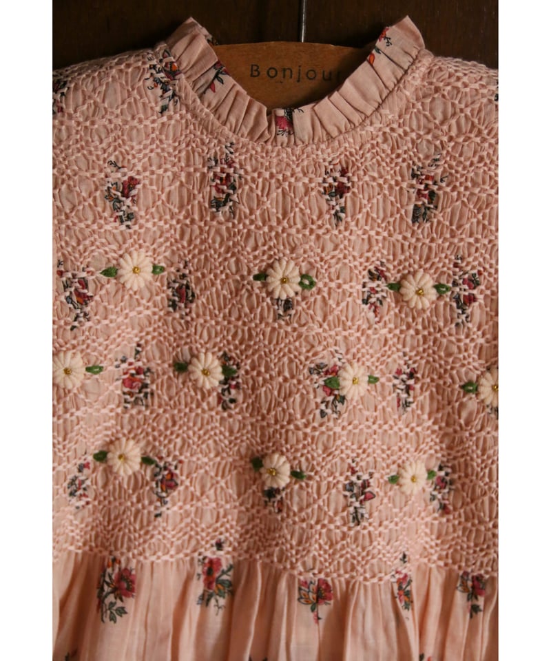 BONJOUR DIARY]【残りわずか！】Handsmocks blouse | Pink