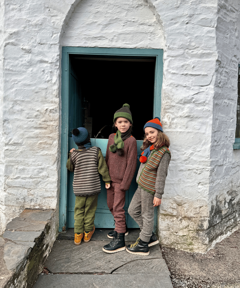 MABLI]【LAST1！！】PORTH VEST | UMBER | RonRon ba