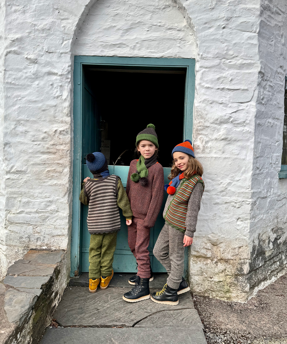 MABLI]【LAST1！！】PORTH VEST | UMBER | RonRon ba