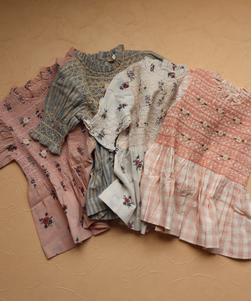 BONJOUR DIARY]【残りわずか！】Handsmocks blouse | Pink