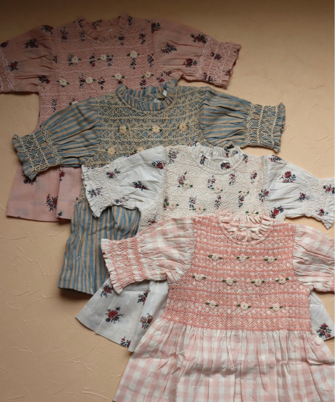 BONJOUR DIARY] Handsmocks blouse | Pink vichy