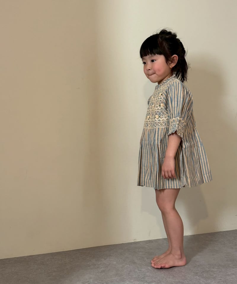 BONJOUR DIARY] Handsmocks blouse | Transat st