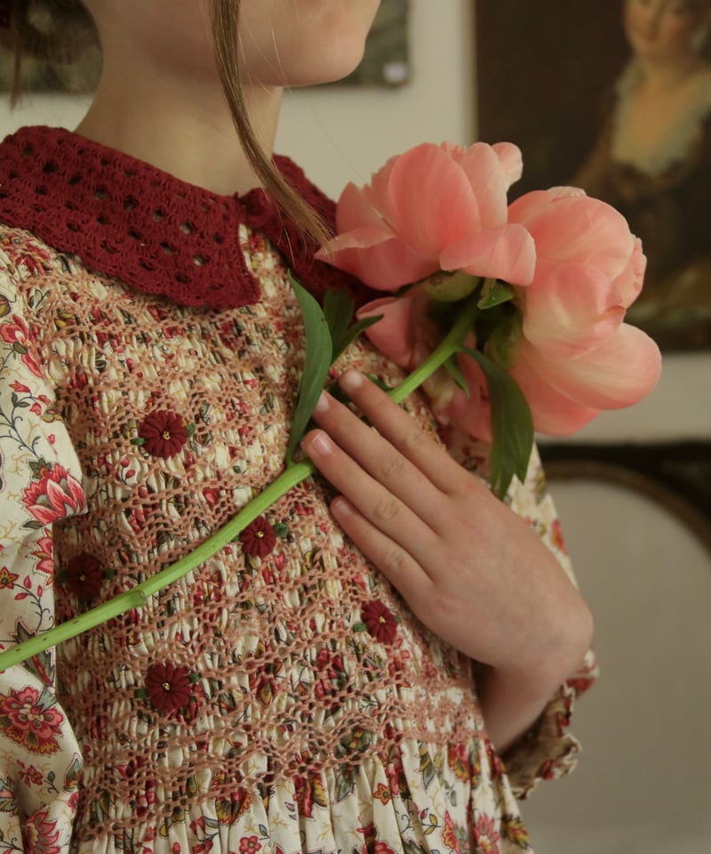 BONJOUR DIARY]【残りわずか！】HANDSMOCK BLOUSE WITH RE