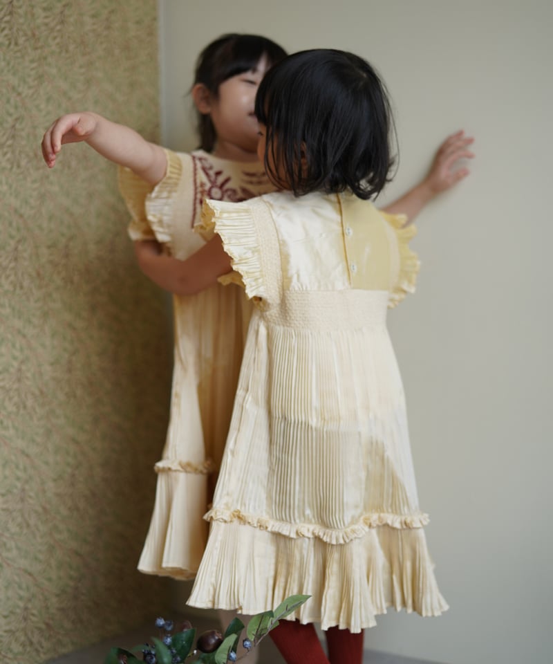 BONJOUR DIARY] DRESS | Pleated Ivory taffetas