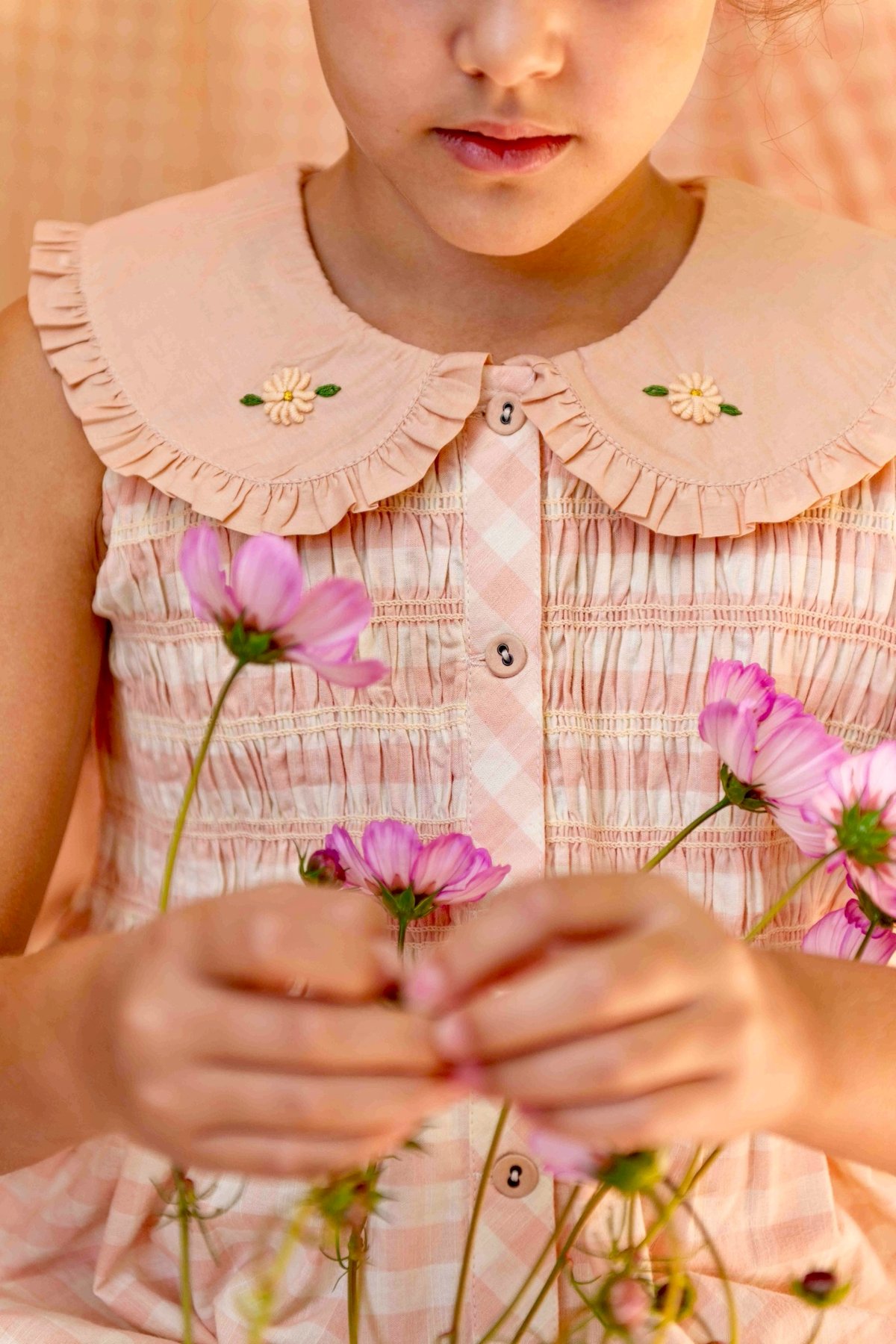 BONJOUR DIARY] Embroidered tunic + hair clip