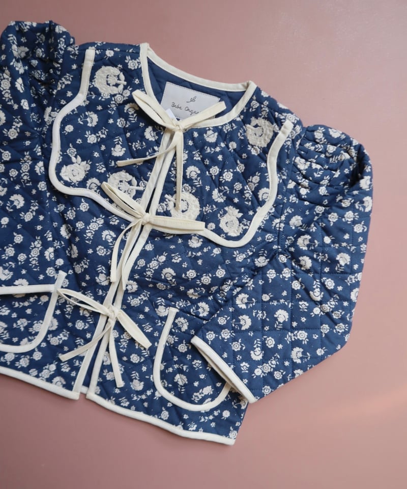 【美品/訳あり】BeBe organic amari jacket 8y Bebe Organic] Amari Jacket | Padded Ditsy Flor