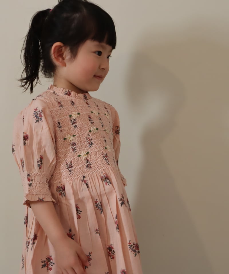 BONJOUR DIARY]【LAST1！！】Handsmocks blouse | Pin
