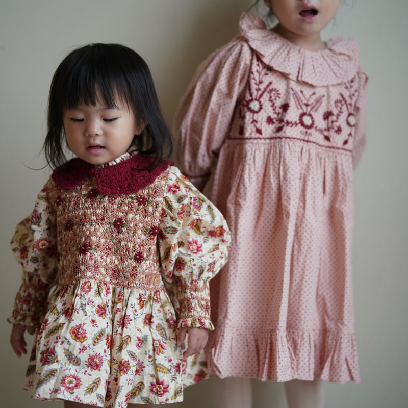 BONJOUR DIARY] HANDSMOCK BLOUSE WITH REMOVABL