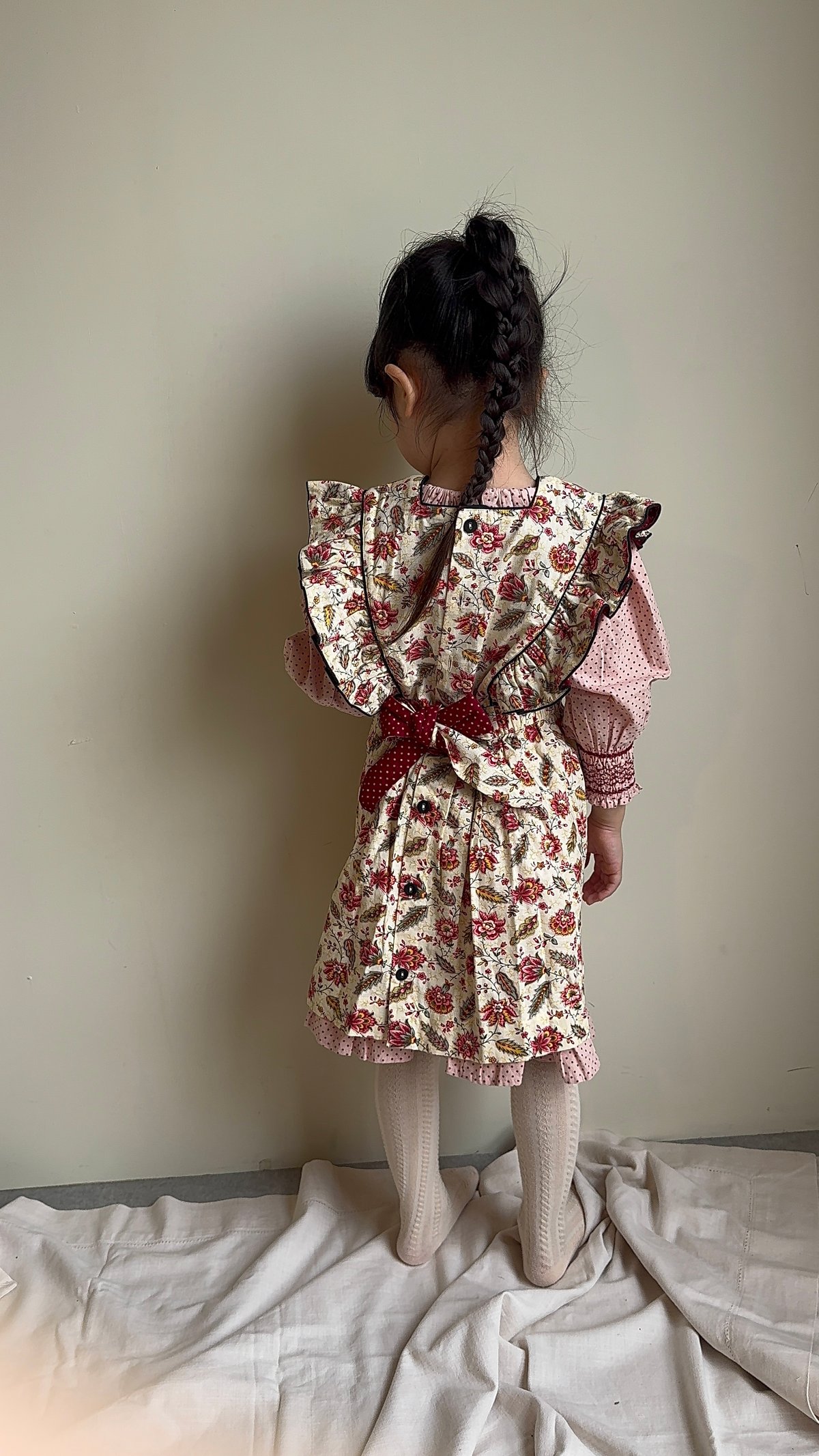 【bonjour diary】エプロンドレス　4Y 美品 bonjour diary dress ワンピース エプロン ドレス 4y