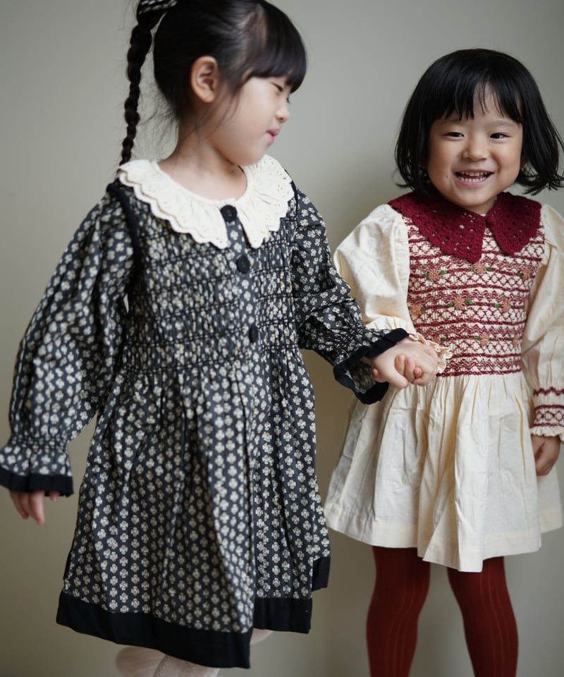 BONJOUR DIARY] HANDSMOCK BLOUSE WITH REMOVABL