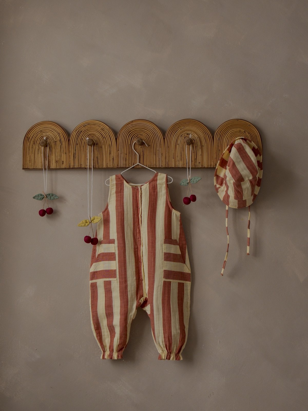 ORGANIC ZOO]【残りわずか！】Tomato Stripes Jumpsuit |