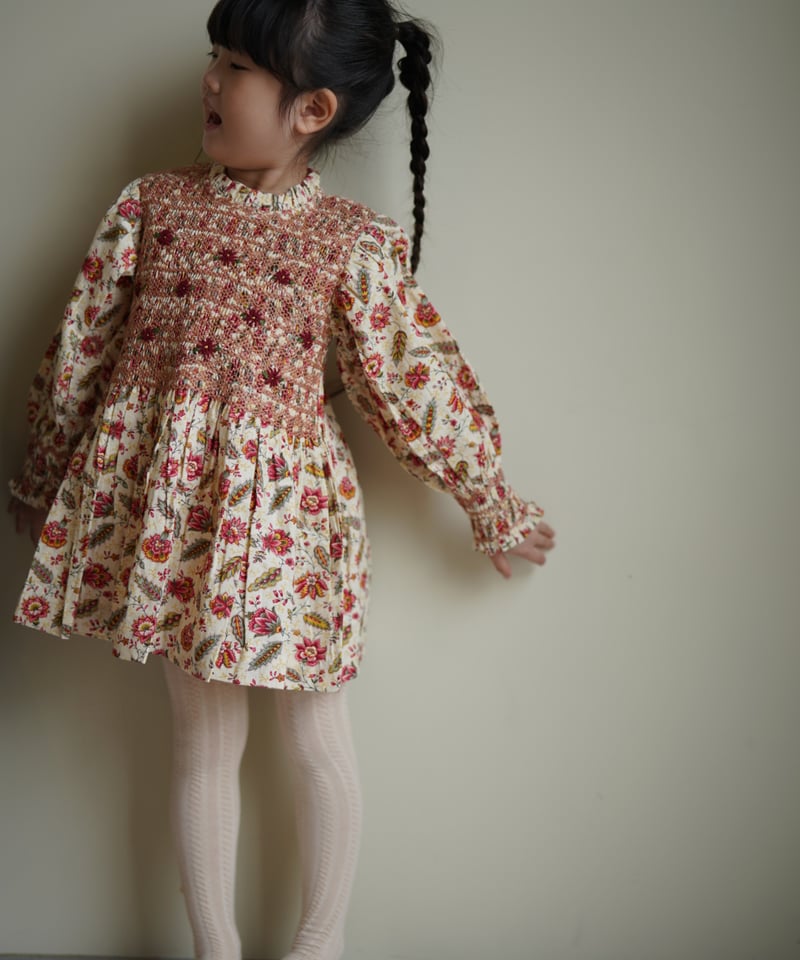 BONJOUR DIARY]【残りわずか！】HANDSMOCK BLOUSE WITH RE