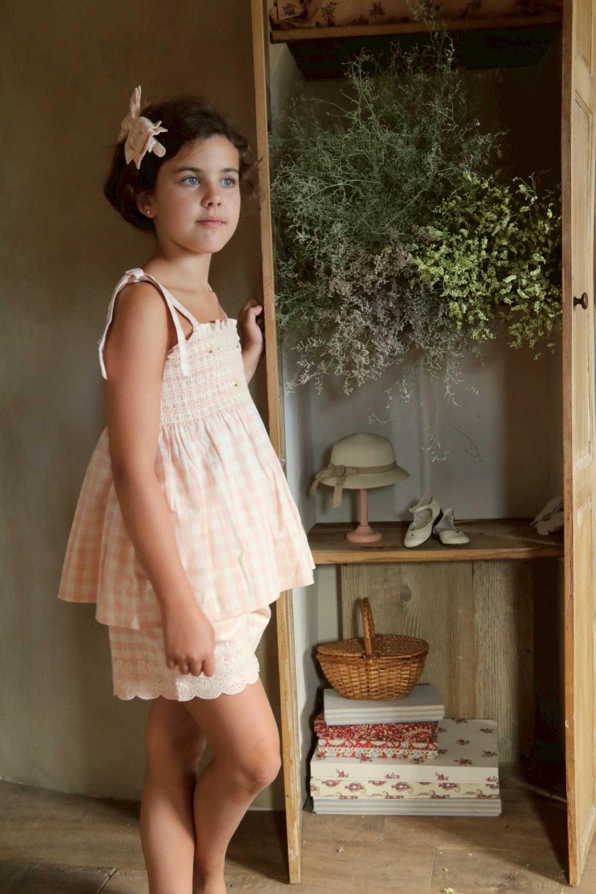 bonjour diary セットアップ BONJOUR DIARY] Embroidered short & top set |