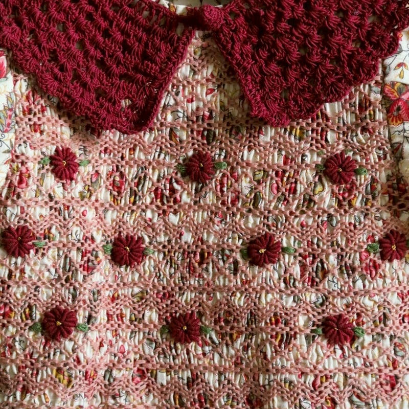 BONJOUR DIARY]【残りわずか！】HANDSMOCK BLOUSE WITH RE