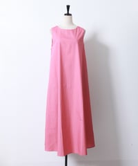 no-sleeve color one-piece