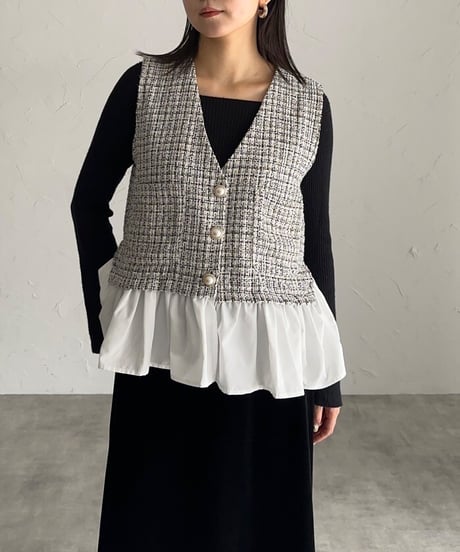 frill tweed vest