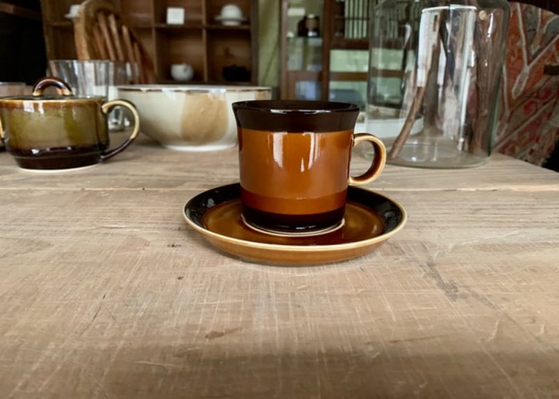 飴色のcup & saucer(古食器) | chic and clan ; artless 飴色のcup & saucer(古食器) | chic and clan ; artless