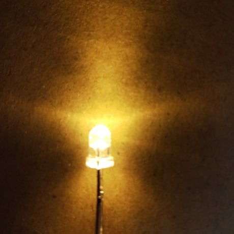 砲弾型ＬＥＤ　電球色　直径３ｍｍ　１０個入り