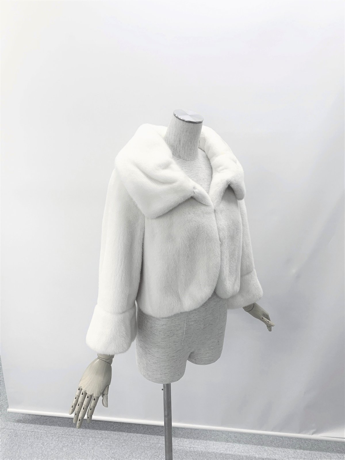 NO 315 ホワイトミンクボレロ | パショーネ