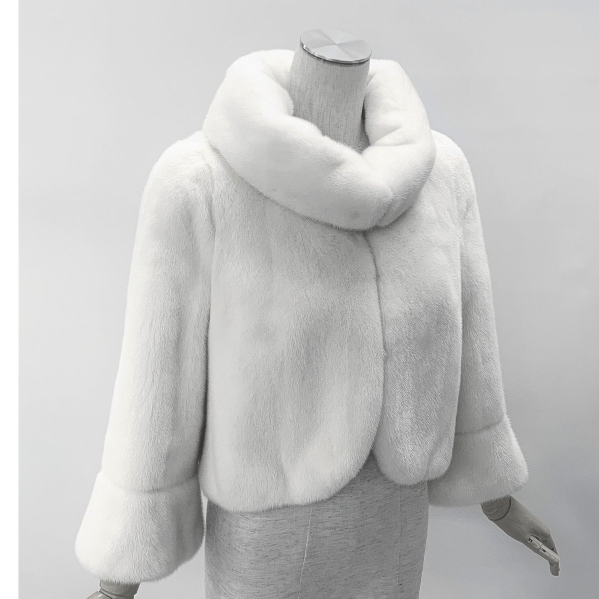 NO 315 ホワイトミンクボレロ | パショーネ