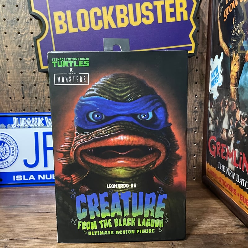 NECA】 TMNT LEONARDO as CREATURE FROM THE BLACK