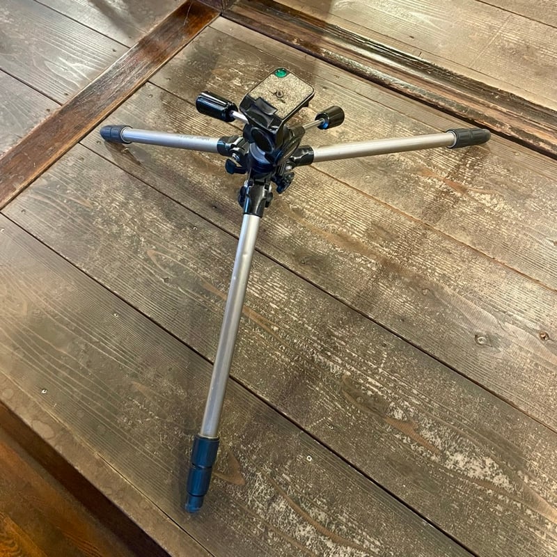 VINTAGE TRIPOD Velbon Field Ace | タテイスカンナ