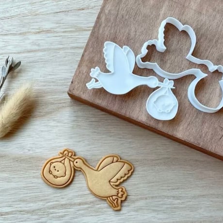 コウノトリ | STORES