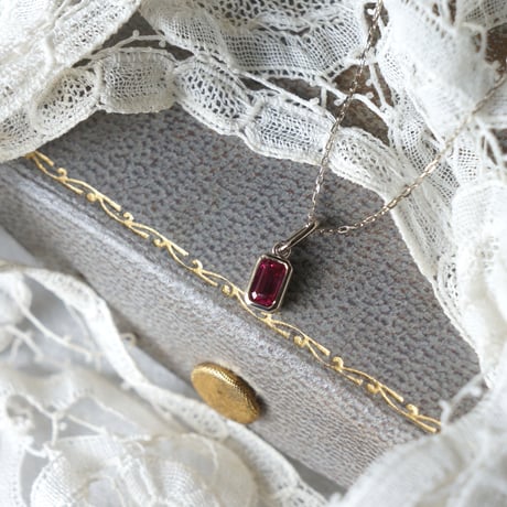 美ルビー0.36ct 41㎝チェーン付 K18WGペンダント