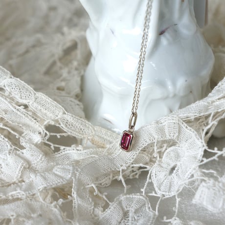 美ルビー0.36ct 41㎝チェーン付 K18WGペンダント