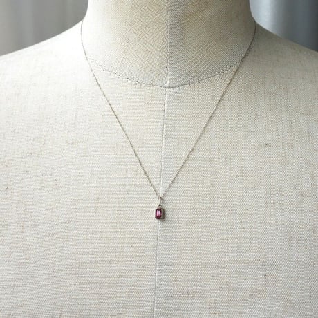 美ルビー0.36ct 41㎝チェーン付 K18WGペンダント