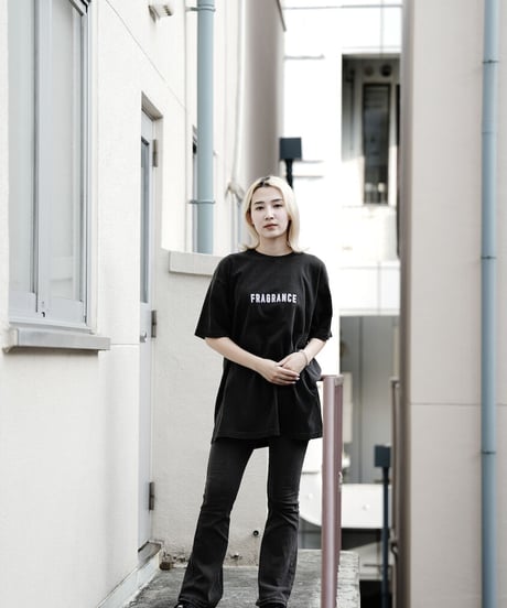 The Flavor Design®︎ / Fragrance T-Shirt / Black