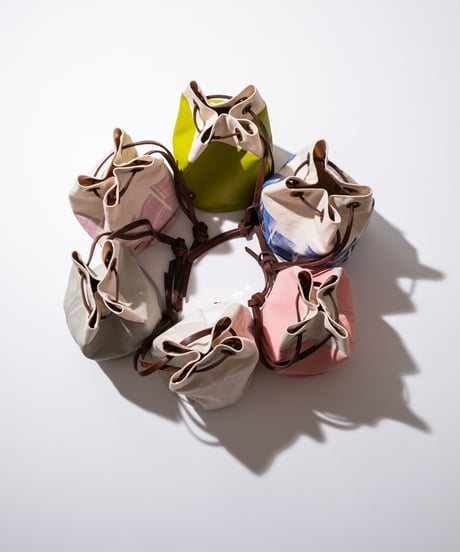 Round Tote Bag - Solid paint