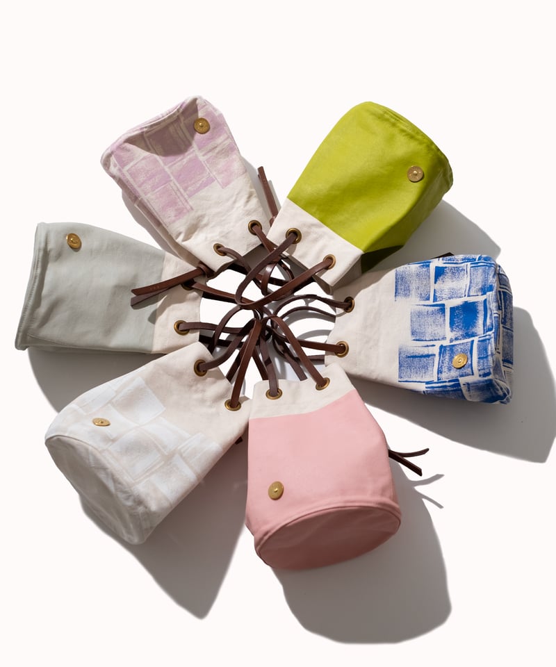 ❤❤最終お値下❤❤【EMBA】❤シェアード❤ホワイトミンク❤レーズン色染❤ CELINE】🖤 -レザー Leather -リボン Ribbon -ハンドバッグ