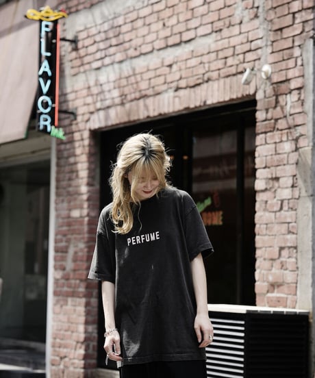 The Flavor Design®︎ / Perfume T-Shirt / Black