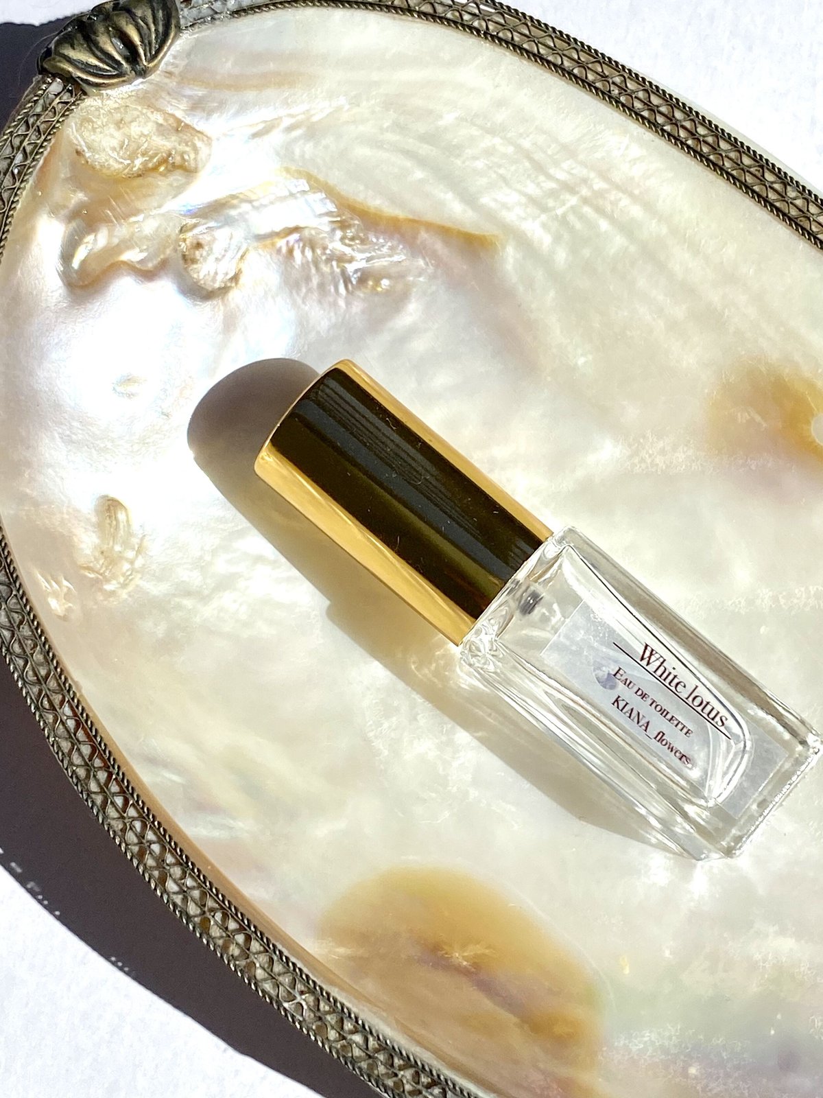 White Lotus / flora eau de toilette | KIANA-flo