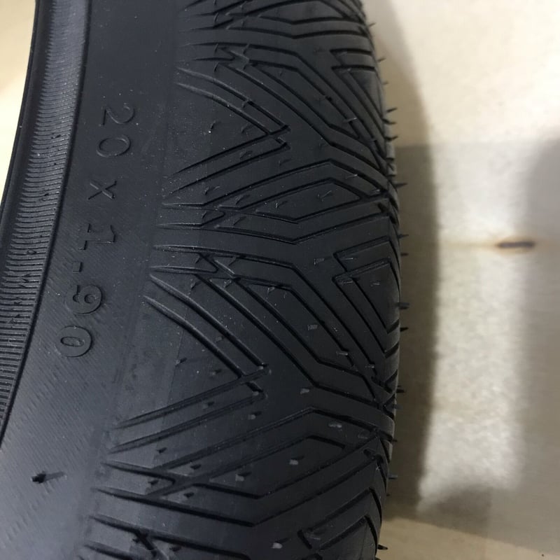 HERESY / ZEPHYR TIRE / 20 x 1.90 / wire | MANI輪