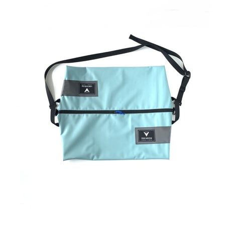 ISHIARISU”Big hug bag” Water blue