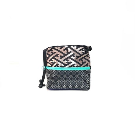 ISHIARISU"ASLANT CHALK BAG "KOUZITUNAGI