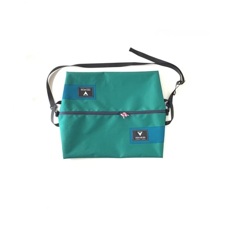 ISHIARISU”Big hug bag” deep green