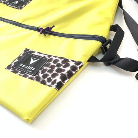 ISHIARISU”Big hug bag” yellow