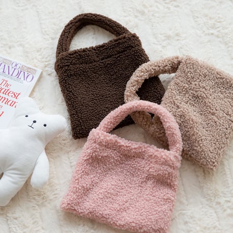 「ハンドメイド」フワフワフリーズトートバッグ