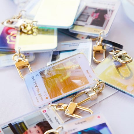 「SNSデザイン」アクリルPhotoキーホルダー