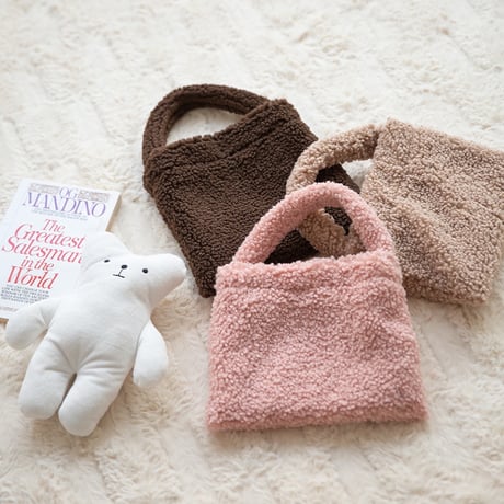 「ハンドメイド」フワフワフリーズトートバッグ