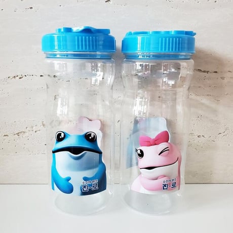 「眞露カエル」水ボトル