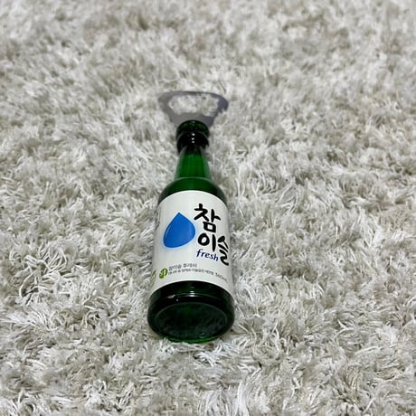 韓国お酒フィギュアのオープナー