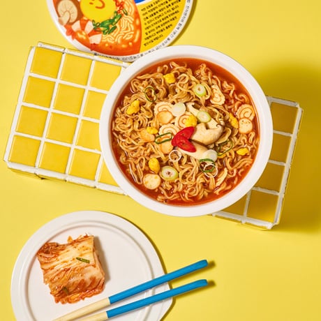 かわいいカップ麺容器