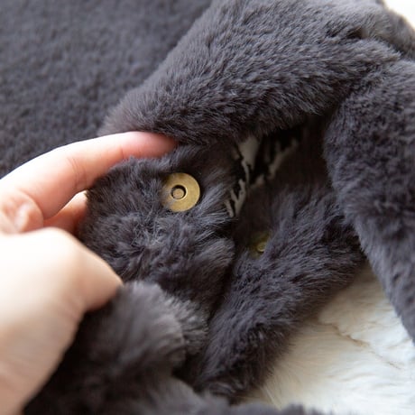 「ハンドメイド」フワフワフェイクファートートバッグ