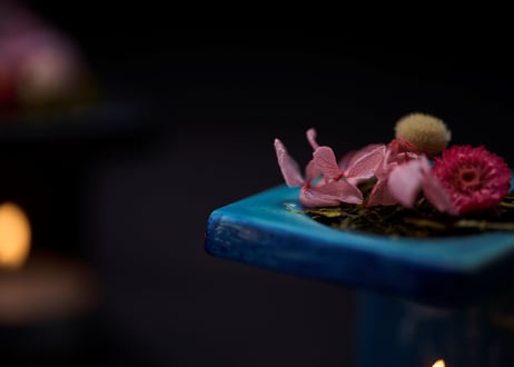 茶葉を使った和のアロマポット「Square（茶香炉）」