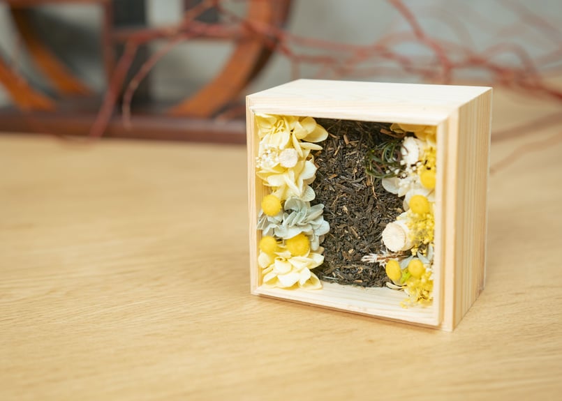 黄檗　オウバク文箱　ガラスコート仕上げ ガラスBOXバラ柄オルゴール - オルゴールのプレゼントならホール