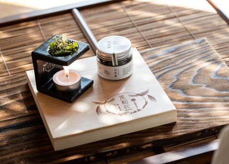 茶葉を使った和のアロマポット「Square（茶香炉）」